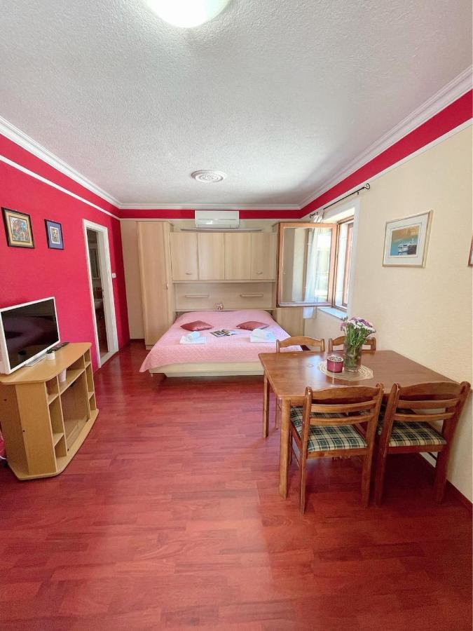 House Ivancic-Free Parking Trogir Room photo